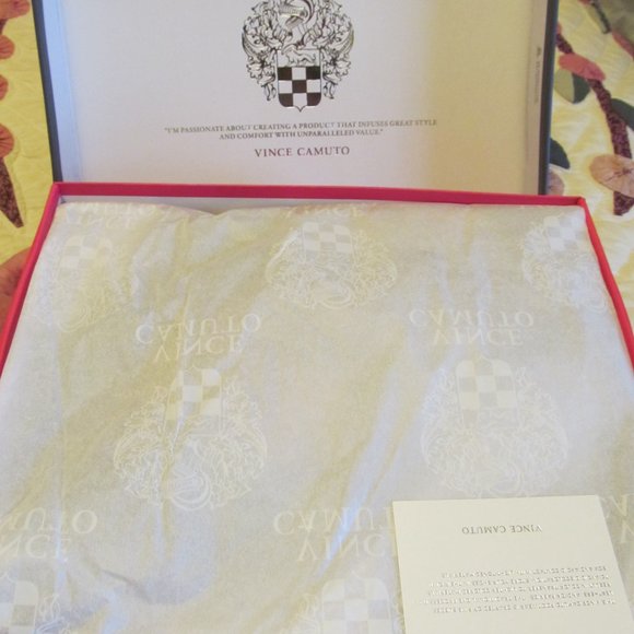 New Vince Camuto nubuck heeled sandals Deverly - Picture 6 of 15